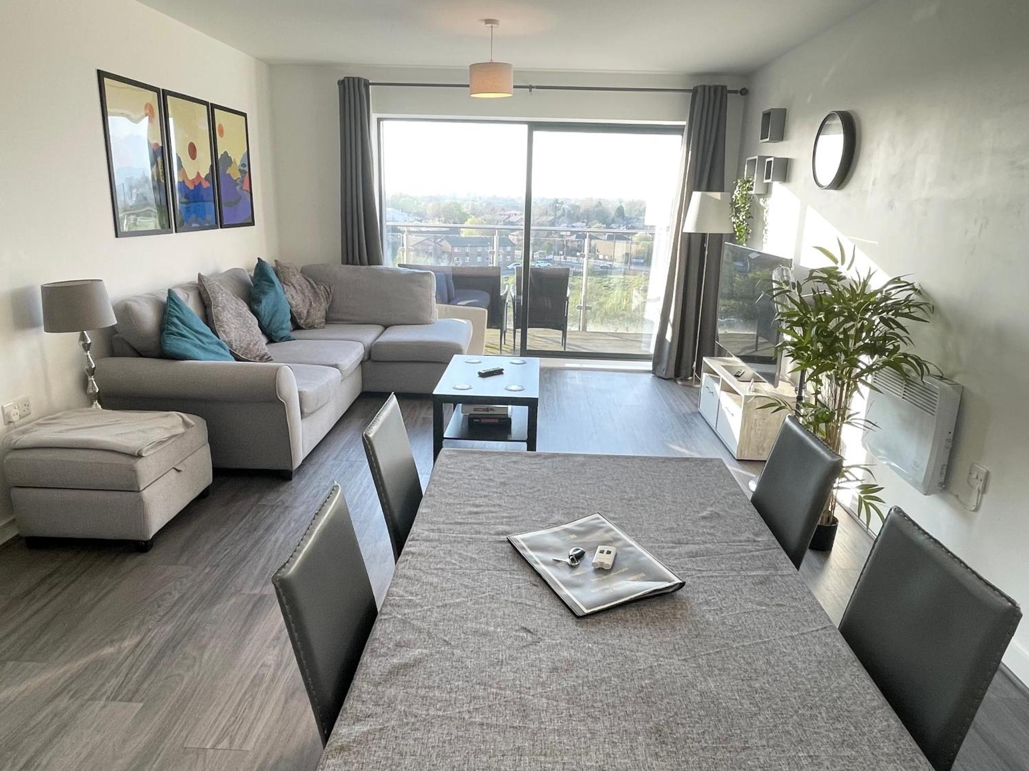 Balcony Marina Apartment With City Skyline Views - Free Secure Parking マンチェスター エクステリア 写真